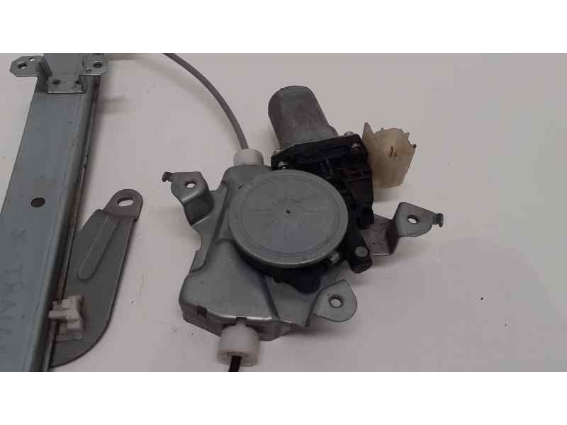 Recambio de elevalunas trasero izquierdo para nissan x-trail (t31) xe referencia OEM IAM 82731JG00A 38802 