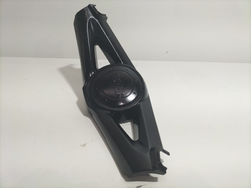 Recambio de molduras delanteras para » otros... tgb x- motion 125 tgb x- motion 125 referencia OEM IAM 457141 79782 