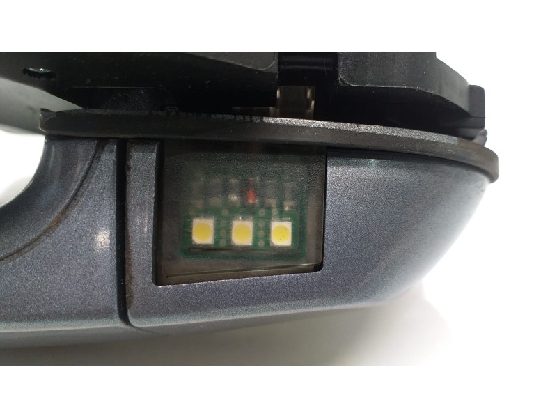 Recambio de maneta exterior trasera derecha para bmw serie 1 berlina (e81/e87) 120d referencia OEM IAM 51217207552 51582 