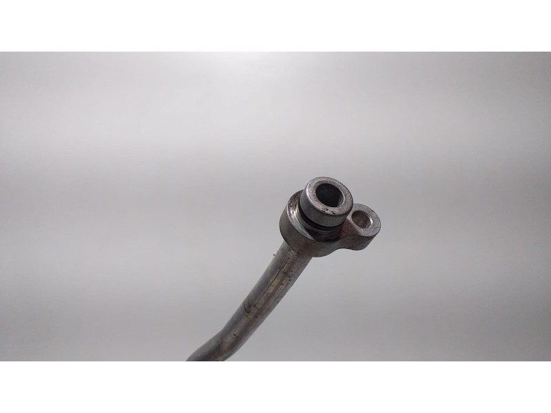 Recambio de tubos aire acondicionado para nissan terrano/terrano.ii (r20) comfort referencia OEM IAM TD27TI 63613 