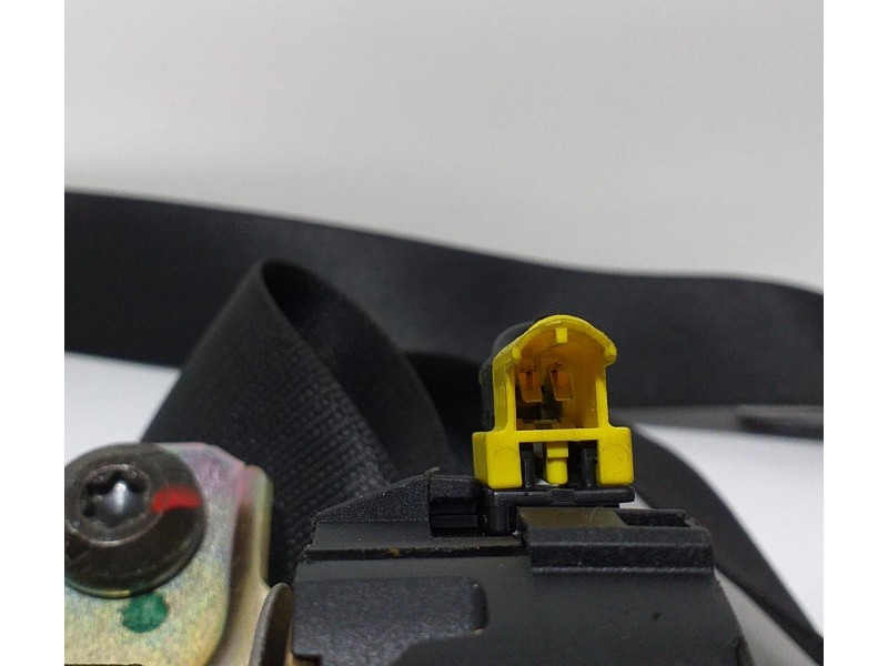 Recambio de cinturon seguridad trasero izquierdo para mercedes-benz clase m (w163) 320 (163.154) referencia OEM IAM A1638601985 