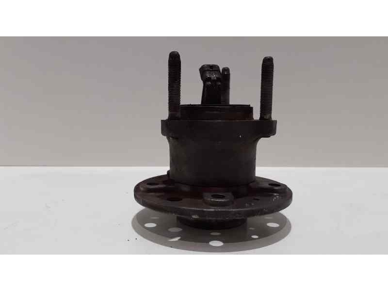 Recambio de buje para saab 9-3 sport hatch 2.0 t vector referencia OEM IAM  38833 