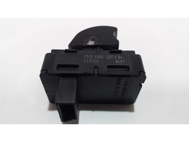 Recambio de mando elevalunas trasero izquierdo para bmw serie 1 berlina (e81/e87) 120d referencia OEM IAM 6935534 51612 