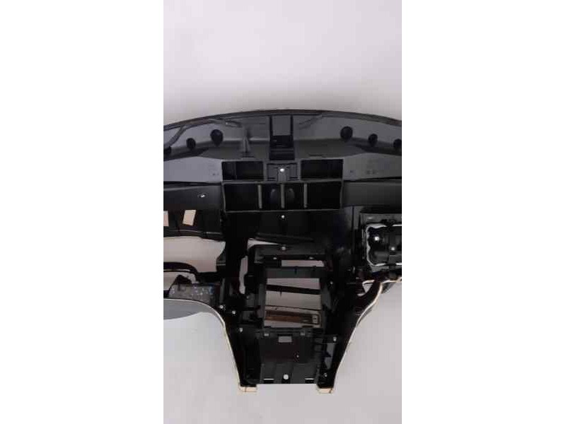 Recambio de salpicadero para saab 9-3 sport hatch 2.0 t vector referencia OEM IAM 12757627 38845 