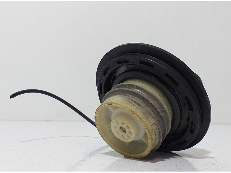 Recambio de tapon combustible para mercedes-benz clase m (w163) 320 (163.154) referencia OEM IAM A1634710030 63672 