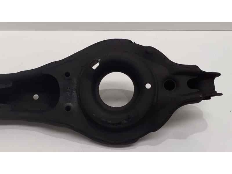 Recambio de brazo suspension inferior trasero derecho para volvo s40 berlina 2.0 d summum referencia OEM IAM 98A65K652 38857 