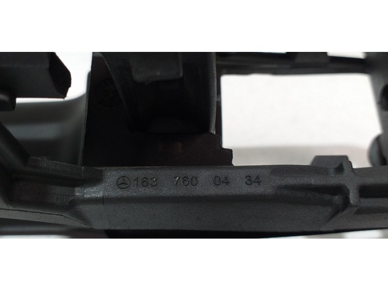 Recambio de maneta exterior trasera derecha para mercedes-benz clase m (w163) 320 (163.154) referencia OEM IAM 1637600434 63675 