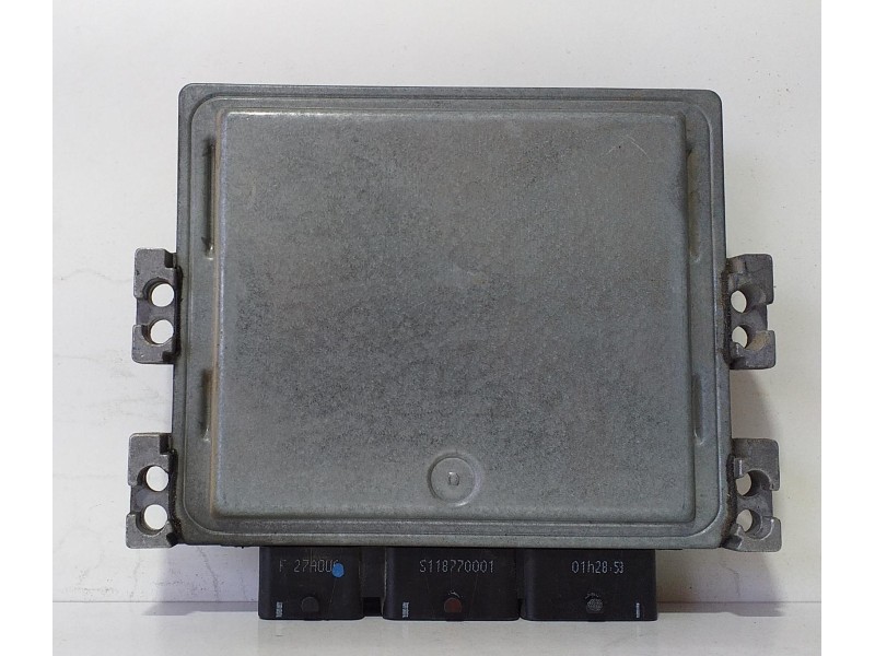 Recambio de centralita motor uce para renault scenic ii authentique referencia OEM IAM 8200565863 72181 R Recambio de centralita motor uce para renault scenic ii authentique referencia OEM IAM 8200565863 72181 R