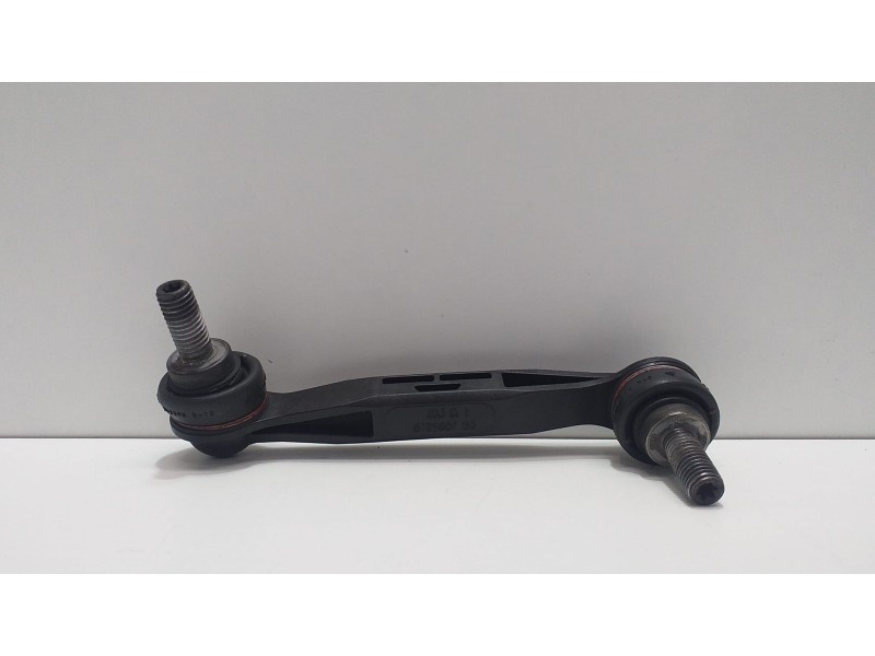 Recambio de bieleta estabilizadora trasera izquierda para bmw serie 3 touring (f31) 318d referencia OEM IAM 6785607 51635 