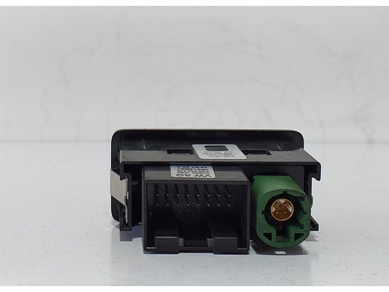 Recambio de modulo electronico para seat leon (5f1) i-tech referencia OEM IAM 5F0035222C 72196 R Recambio de modulo electronico para seat leon (5f1) i-tech referencia OEM IAM 5F0035222C 72196 R