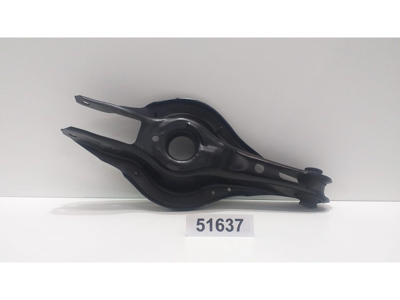 Recambio de brazo suspension inferior trasero derecho para bmw serie 3 touring (f31) 318d referencia OEM IAM 33326867540 51637 