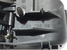 Recambio de maneta interior porton para mercedes-benz clase m (w163) 320 (163.154) referencia OEM IAM 1637600061 63683  2