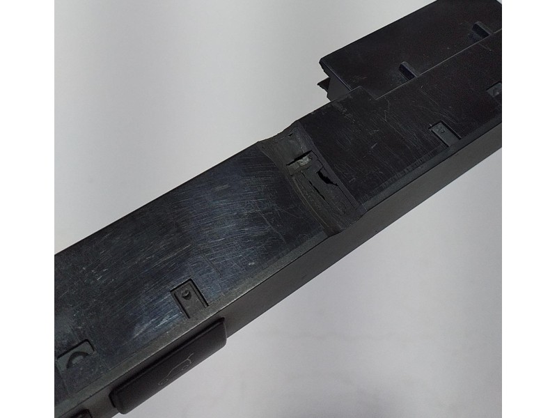 Recambio de interruptor para bmw x5 (e53) 3.0d referencia OEM IAM 61318373733 72197 R Recambio de interruptor para bmw x5 (e53) 3.0d referencia OEM IAM 61318373733 72197 R