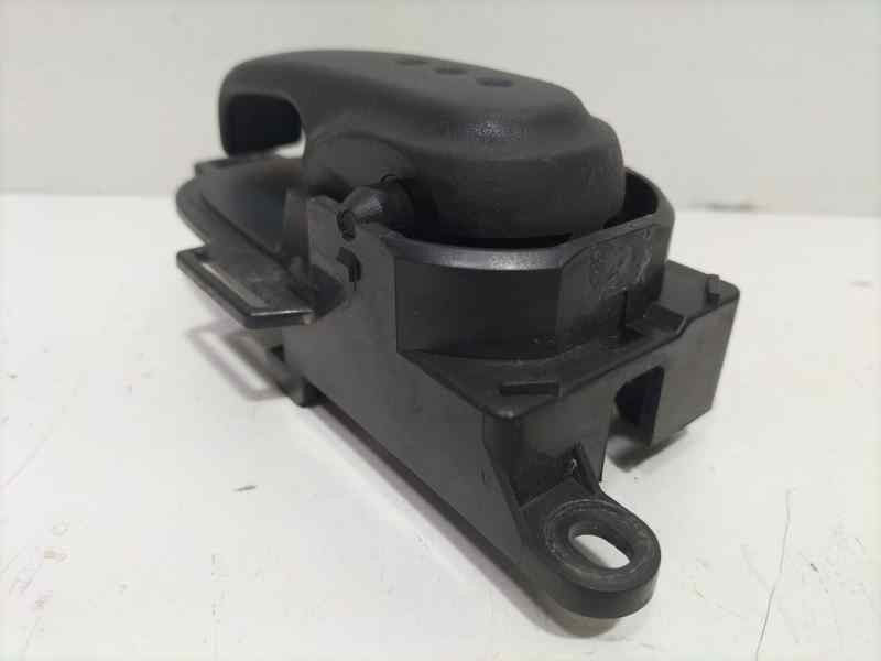 Recambio de maneta interior delantera derecha para nissan micra (k12e) acenta referencia OEM IAM 5010800006 84181 