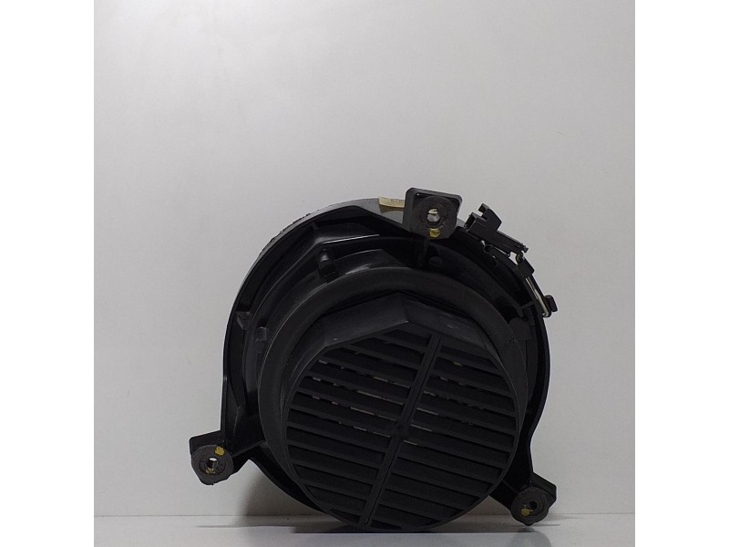 Recambio de sistema audio / radio cd para mercedes-benz clase m (w163) 320 (163.154) referencia OEM IAM A1638200202 63697 