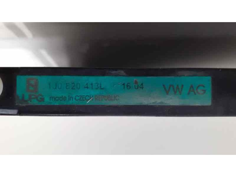 Recambio de condensador / radiador aire acondicionado para volkswagen golf iv berlina (1j1) básico referencia OEM IAM 1J0820413L