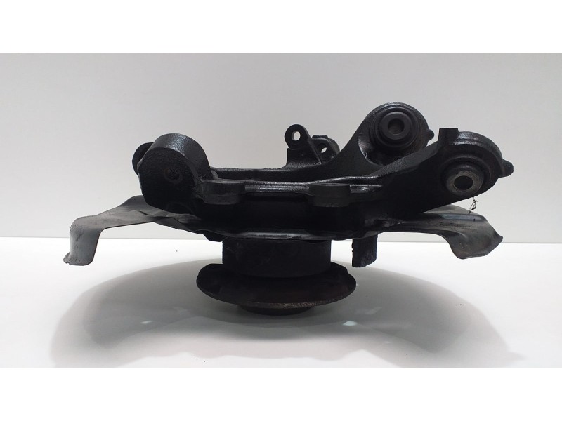 Recambio de mangueta trasera derecha para bmw serie 3 touring (f31) 318d referencia OEM IAM 0000019834 51656 