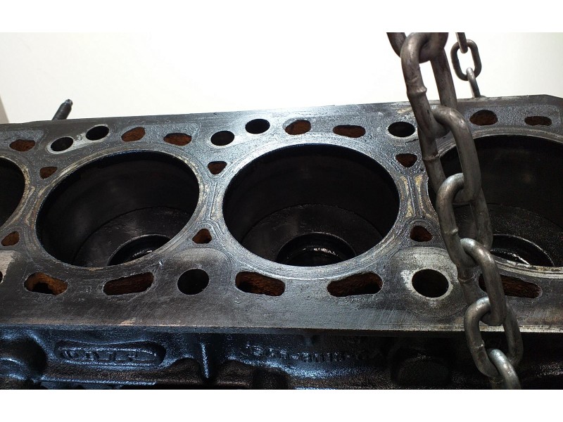 Recambio de bloque para ford focus berlina (cak) ghia referencia OEM IAM F9DA 72250 R