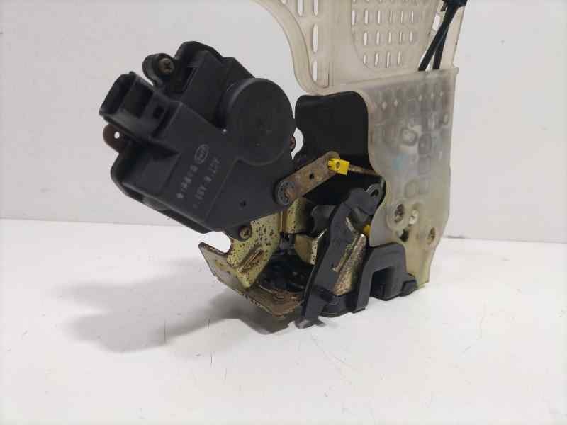 Recambio de cerradura puerta trasera derecha para hyundai tucson (jm) 2.0 crdi comfort (4wd) referencia OEM IAM 814202E000 84194