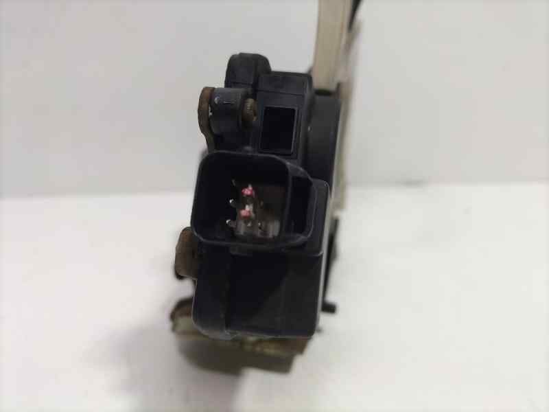 Recambio de cerradura puerta trasera derecha para hyundai tucson (jm) 2.0 crdi comfort (4wd) referencia OEM IAM 814202E000 84194