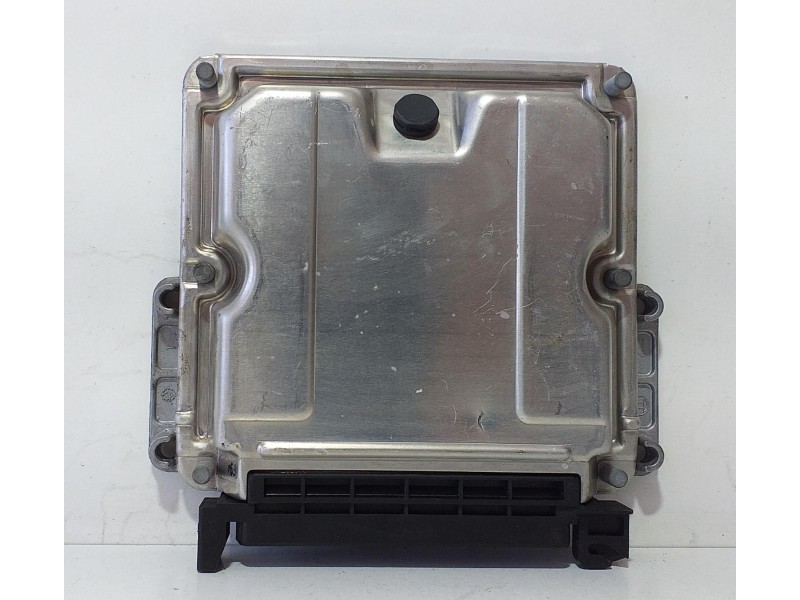 Recambio de centralita motor uce para citroën c5 berlina 2.0 hdi 90 sx/sx automático referencia OEM IAM 9641607980 72272 R