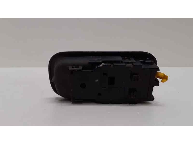 Recambio de maneta interior delantera izquierda para nissan terrano/terrano.ii (r20) comfort referencia OEM IAM 8067190J00 38996