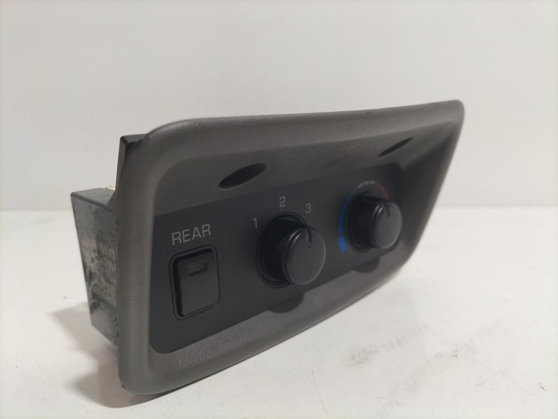 Recambio de mando calefaccion / aire acondicionado para mitsubishi montero (v60/v70) 3.2 di-d instyle (5-ptas.) referencia OEM I