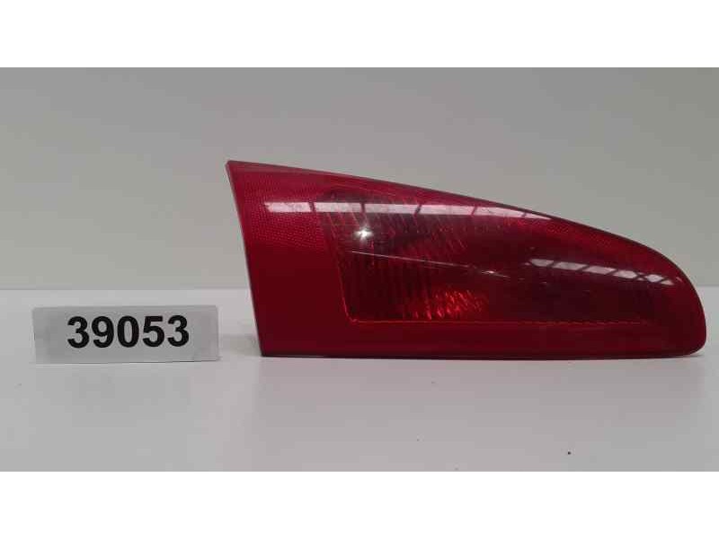 Recambio de piloto trasero izquierdo interior para alfa romeo 147 (190) 1.9 jtd distinctive referencia OEM IAM  39053 