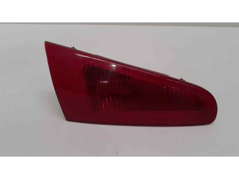 Recambio de piloto trasero izquierdo interior para alfa romeo 147 (190) 1.9 jtd distinctive referencia OEM IAM  39053 