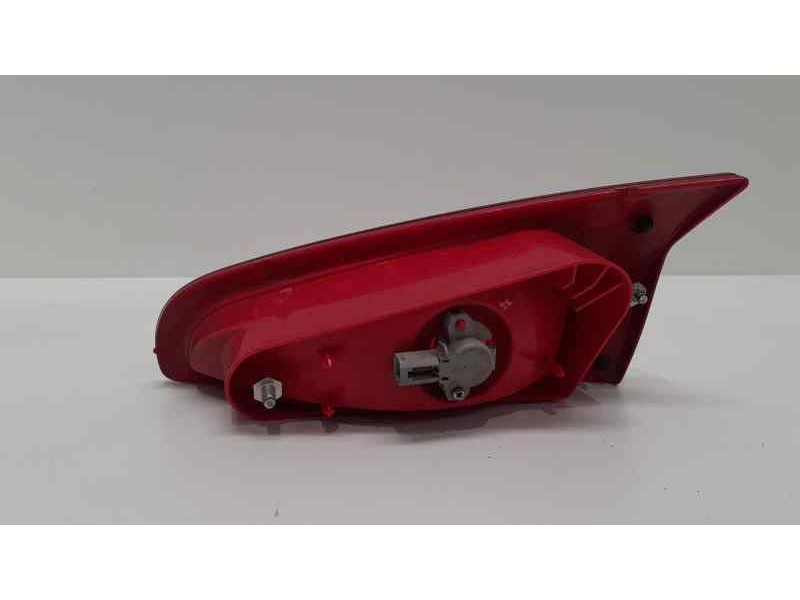 Recambio de piloto trasero izquierdo interior para alfa romeo 147 (190) 1.9 jtd distinctive referencia OEM IAM  39053 