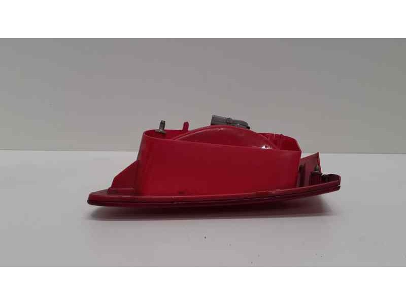 Recambio de piloto trasero izquierdo interior para alfa romeo 147 (190) 1.9 jtd distinctive referencia OEM IAM  39053 