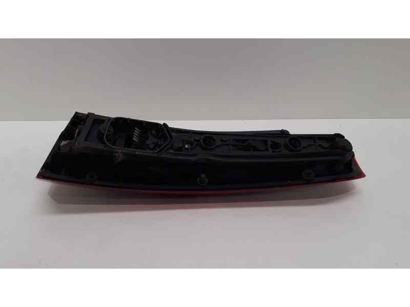 Recambio de piloto trasero izquierdo para opel meriva cosmo referencia OEM IAM 13203393 39058 