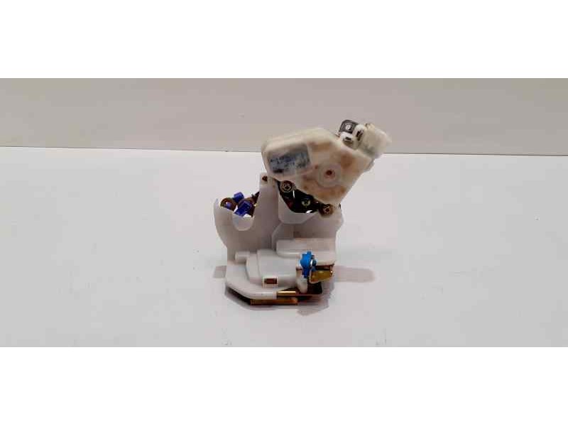 Recambio de cerradura puerta trasera derecha para nissan x-trail (t30) comfort plus referencia OEM IAM 805524U300 43773 