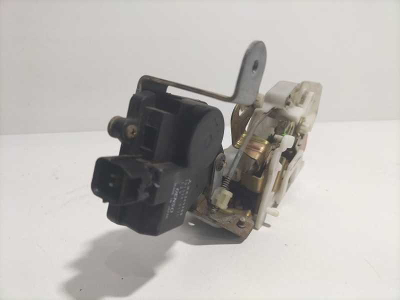 Recambio de cerradura puerta trasera derecha para mitsubishi montero (v60/v70) 3.2 di-d instyle (5-ptas.) referencia OEM IAM MR3