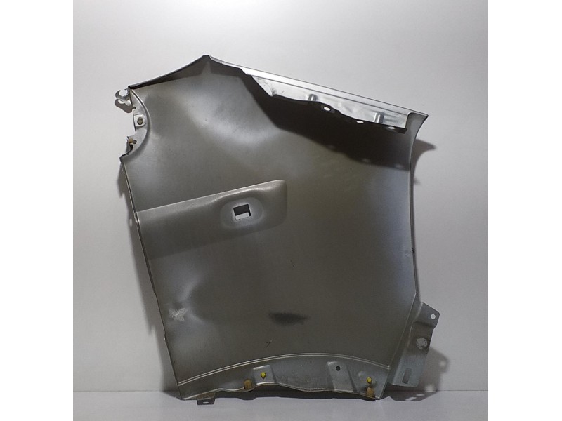 Recambio de aleta delantera izquierda para renault master ii phase 2 caja cerrada l1h1 caja cerrada 2.8 to referencia OEM IAM 77