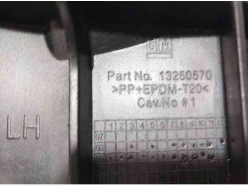 Recambio de soporte faro izquierdo para opel insignia sports tourer cosmo referencia OEM IAM 13250570 85256 