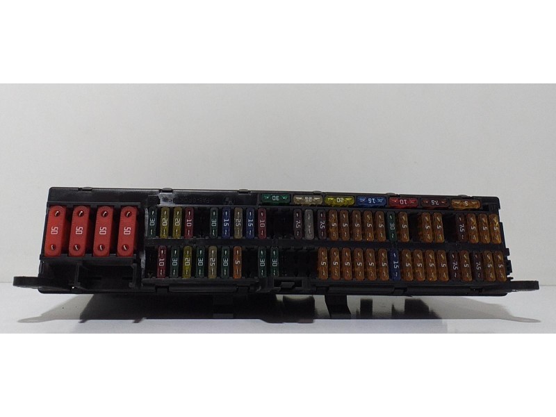 Recambio de caja reles / fusibles para bmw x5 (e53) 3.0d referencia OEM IAM 8380409 63828 