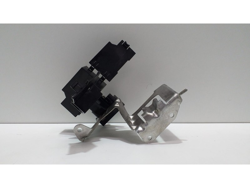 Recambio de caja reles / fusibles para porsche cayenne (typ 9pa) 4.5 v8 cat referencia OEM IAM 7L0937401 51824 