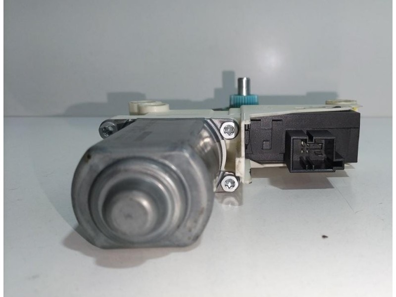 Recambio de motor elevalunas trasero derecho para audi a6 allroad quattro (4fh) 3.0 tdi referencia OEM IAM 4F0959802C 79834 R