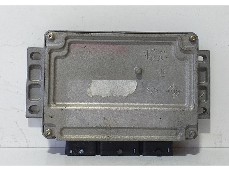 Recambio de centralita motor uce para peugeot 206 berlina e-music referencia OEM IAM 9654722780 72404 R