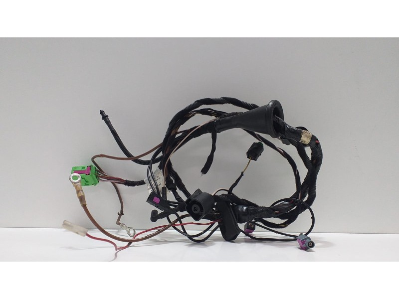 Recambio de porton trasero para porsche cayenne (typ 9pa) 4.5 v8 cat referencia OEM IAM 7L5971211A 51839 