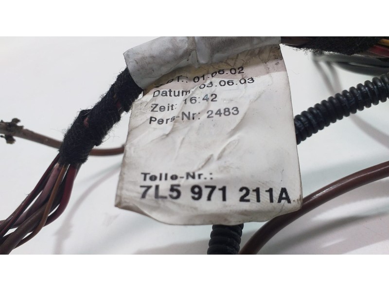 Recambio de porton trasero para porsche cayenne (typ 9pa) 4.5 v8 cat referencia OEM IAM 7L5971211A 51839 