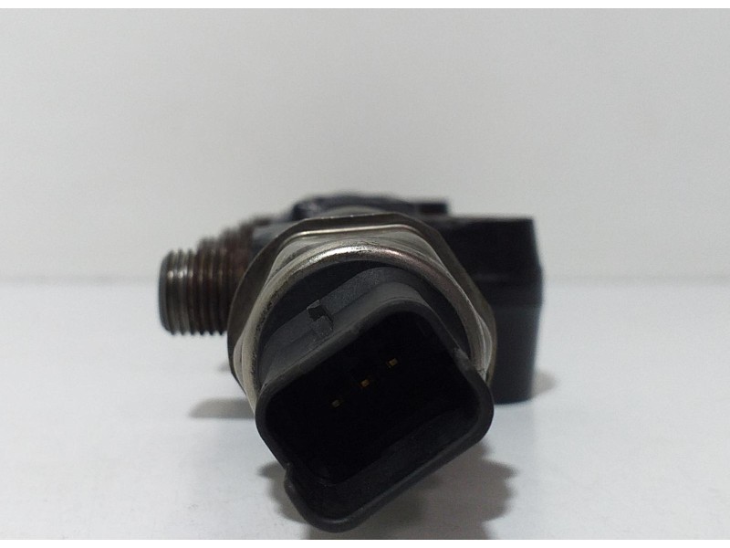 Recambio de rampa inyectora para peugeot 307 (s1) 1.6 16v hdi referencia OEM IAM 9654592680 63834 