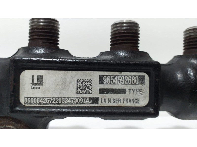 Recambio de rampa inyectora para peugeot 307 (s1) 1.6 16v hdi referencia OEM IAM 9654592680 63834 