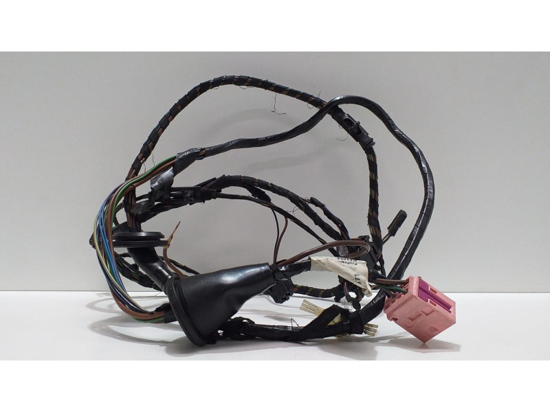 Recambio de porton trasero para porsche cayenne (typ 9pa) 4.5 v8 cat referencia OEM IAM 7L5971145 51841 