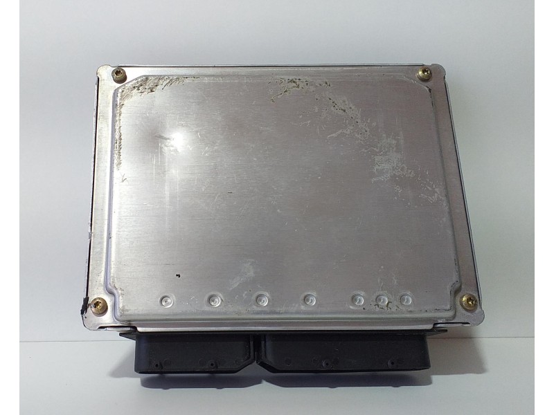 Recambio de centralita motor uce para audi a4 avant (8e) 2.0 referencia OEM IAM 8E0909557 72427 R Recambio de centralita motor uce para audi a4 avant (8e) 2.0 referencia OEM IAM 8E0909557 72427 R