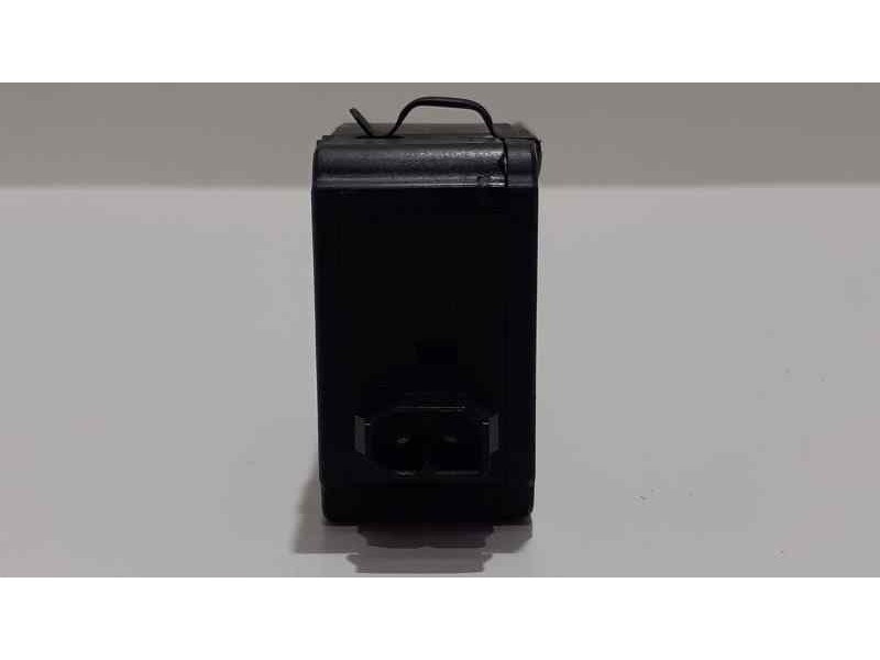 Recambio de tapa exterior combustible para bmw serie 3 berlina (e46) 320d referencia OEM IAM 8372240 39136 