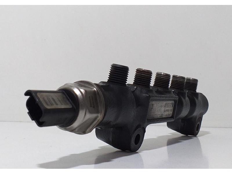Recambio de rampa inyectora para peugeot partner (s2) 1.6 16v hdi referencia OEM IAM 9654592680 63839 