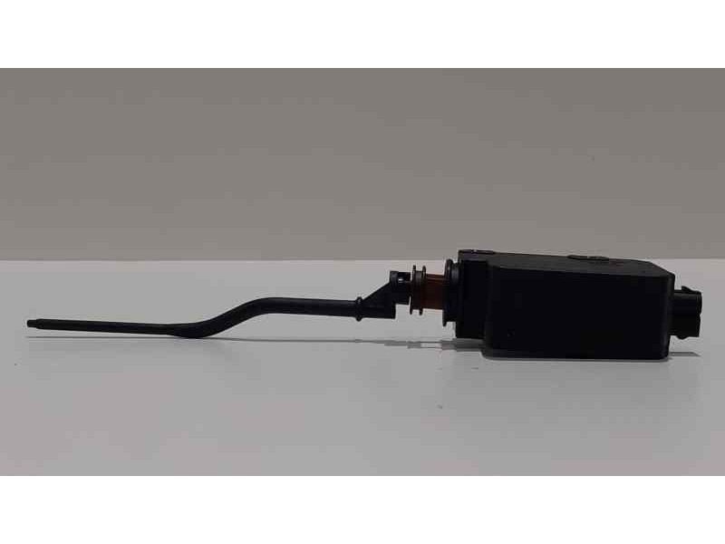 Recambio de tapa exterior combustible para bmw serie 3 berlina (e46) 320d referencia OEM IAM 8372240 39136 