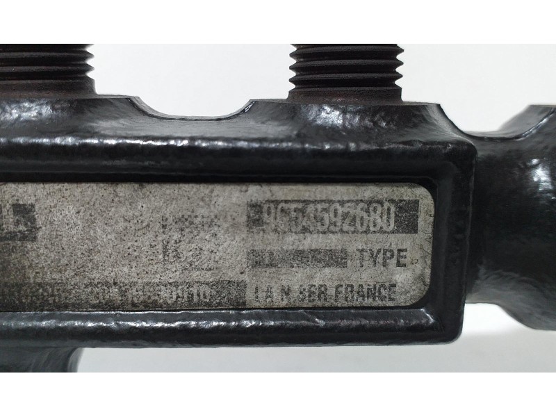 Recambio de rampa inyectora para peugeot partner (s2) 1.6 16v hdi referencia OEM IAM 9654592680 63839 